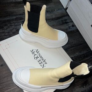 Alexander McQueen Tread Boots